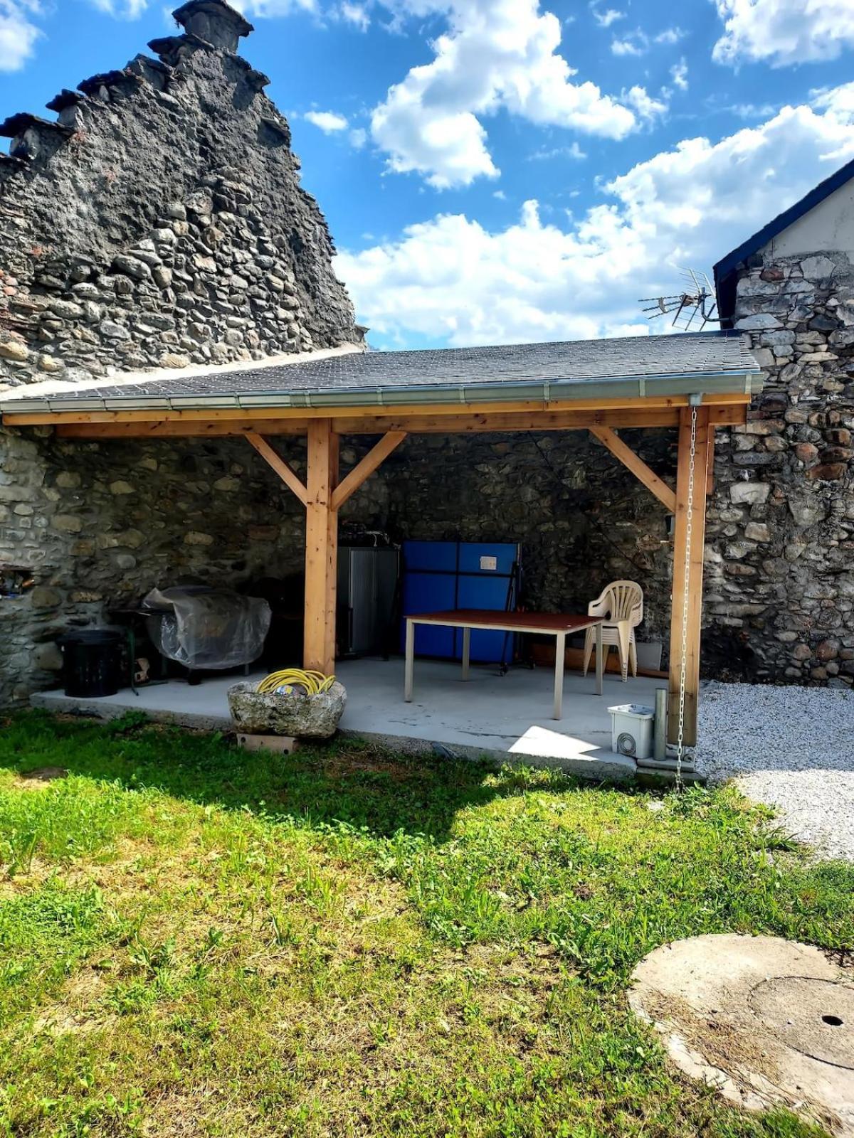 Maison De Village Au Pied Des Pyrenees Marignac  Eksteriør billede
