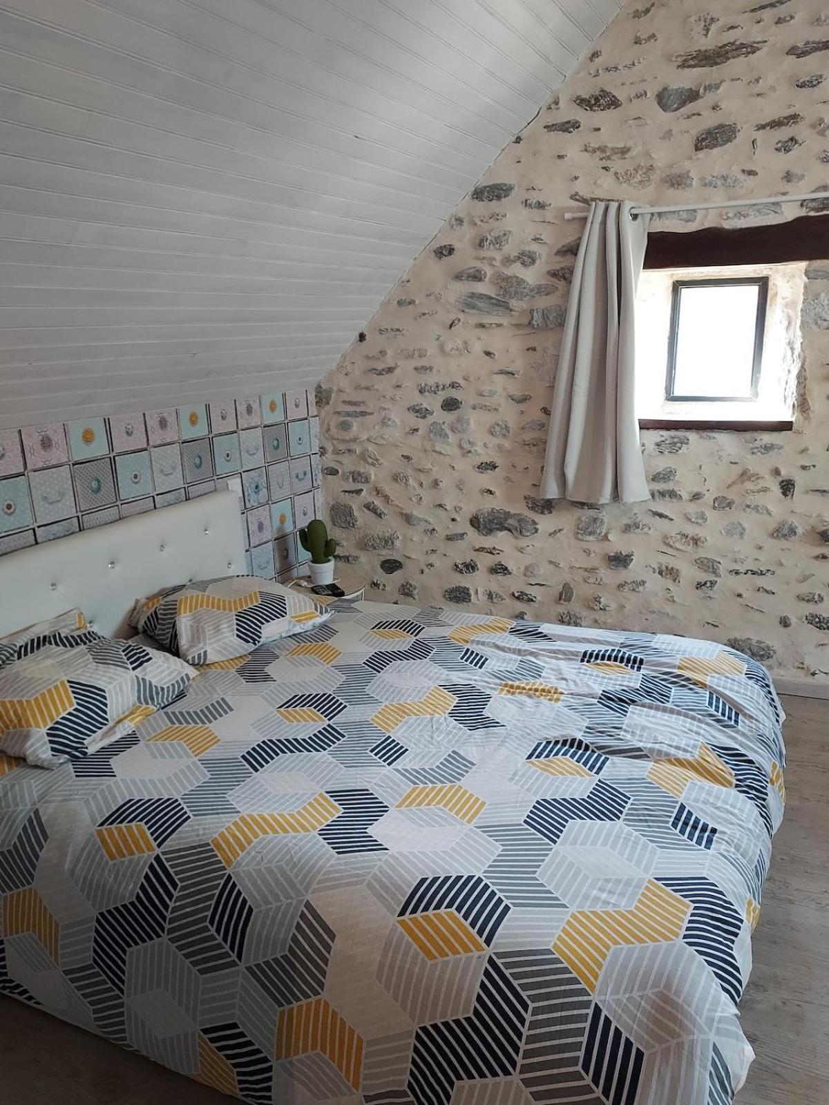 Maison De Village Au Pied Des Pyrenees Marignac  Eksteriør billede